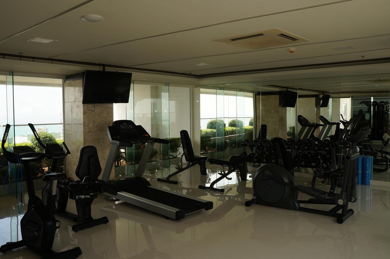 Stylish Studio In Peak Towers Pattaya Exterior photo